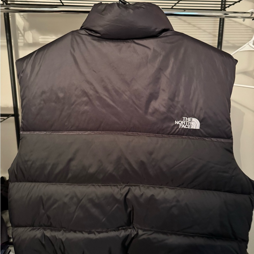 SLEEVELESS NORTH FACE BUBBLE COAT